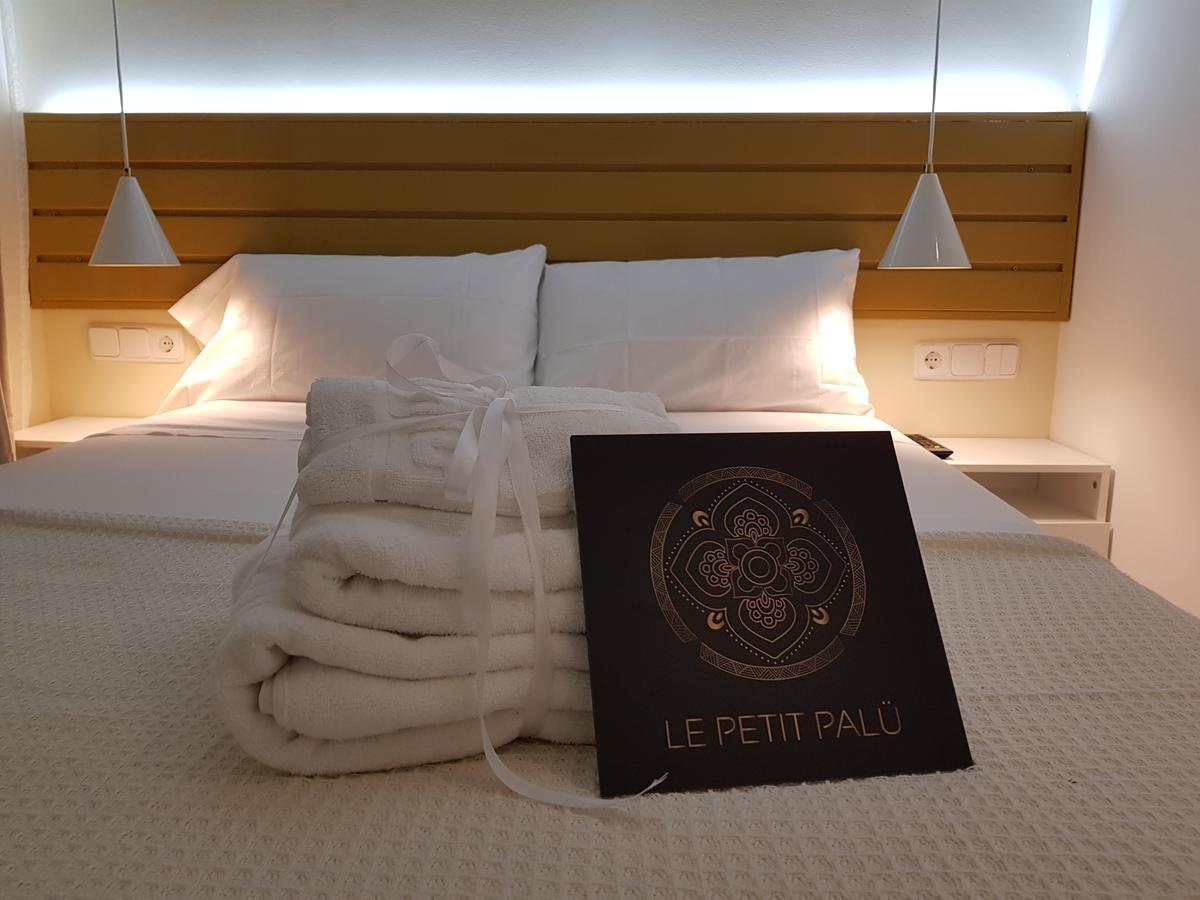 Le Petit Palue-Fuencarral Hotel Madrid Exterior photo