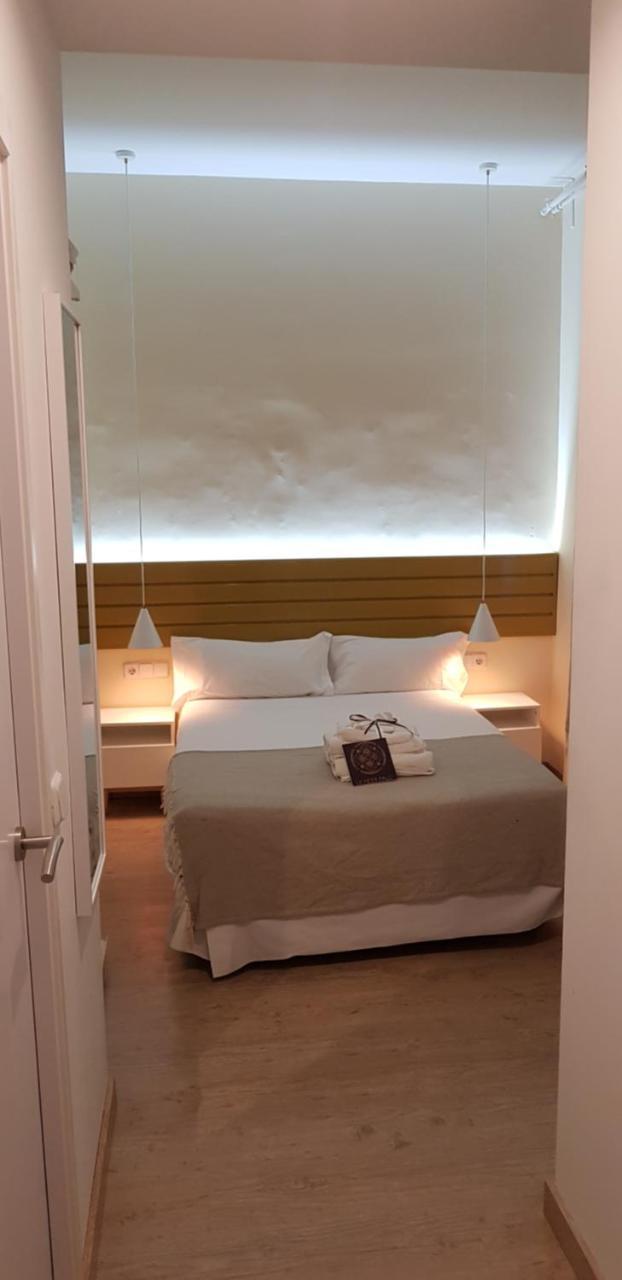 Le Petit Palue-Fuencarral Hotel Madrid Exterior photo
